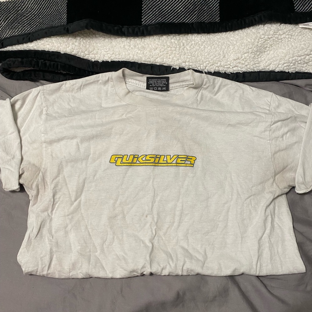 quicksilver tshirt
